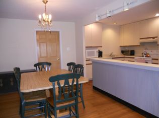 3247 Oak Rd, Huntingdon Valley, PA 19006