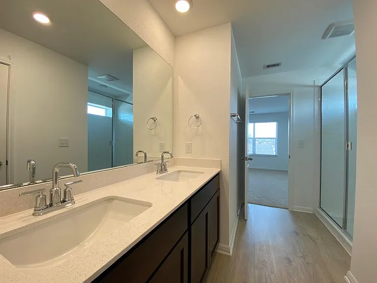 241 Saide St — Photo 21