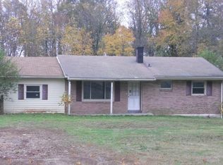 2965 Huntington Trl, Cascade, VA 24069