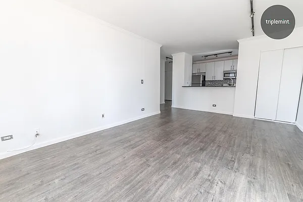 Rented by Triplemint | media 20