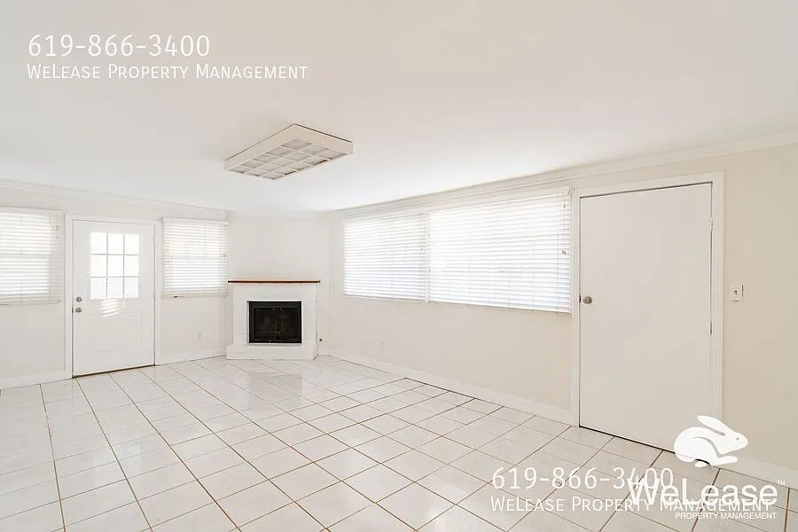 Beautiful 4-bed & 2-bath home with large backyard! — Photo 4