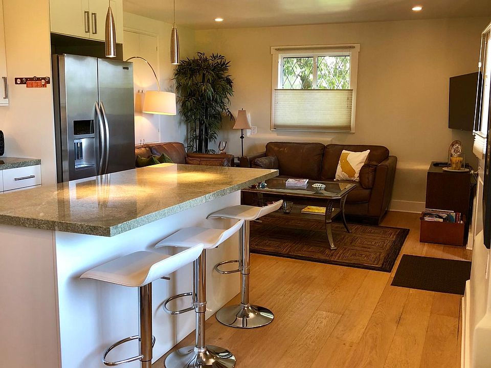 open full kitchen / living area