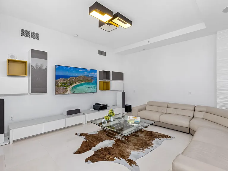 1000 S Ocean Blvd #110 — Photo 6