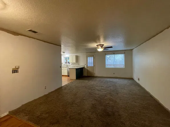824 Beekman Ave, Medford, OR 97501