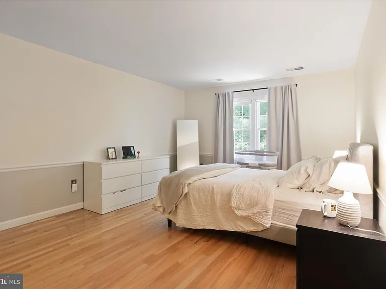 2026 Westwood Forest Dr — Photo 10