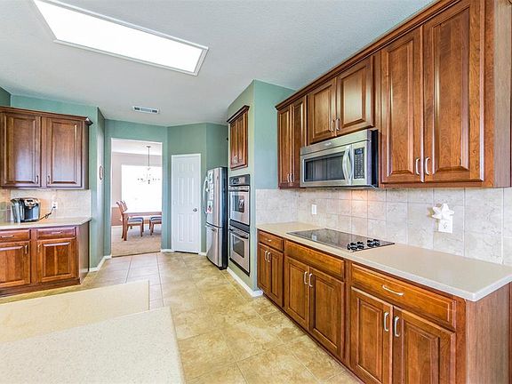 5th image of 1708 Pine Hills Ln