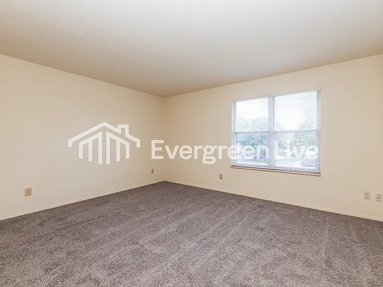6320 Nightwind Ct — Photo 8