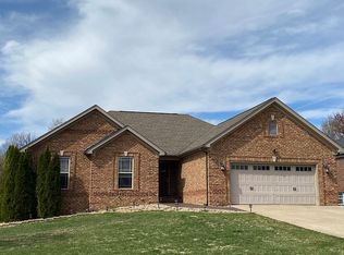 4074 Viewcrest Loop, Floyds Knobs, IN 47119