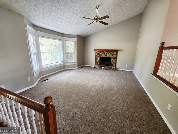 4th image of 24 Brandywine Dr