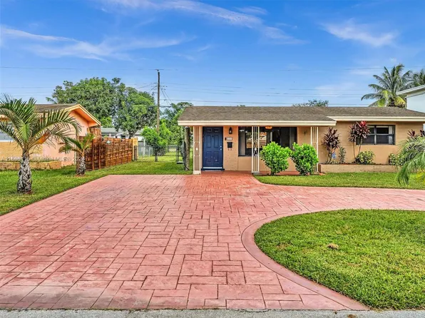 2321 Havana Dr, Hollywood, FL 33023