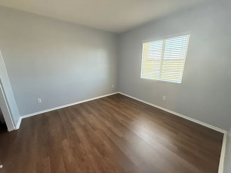 10357 Katelyn Ct — Photo 6