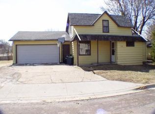 314 E 6th Ave, Groton, SD 57445