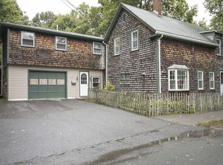 64 School St, Middleboro, MA 02346