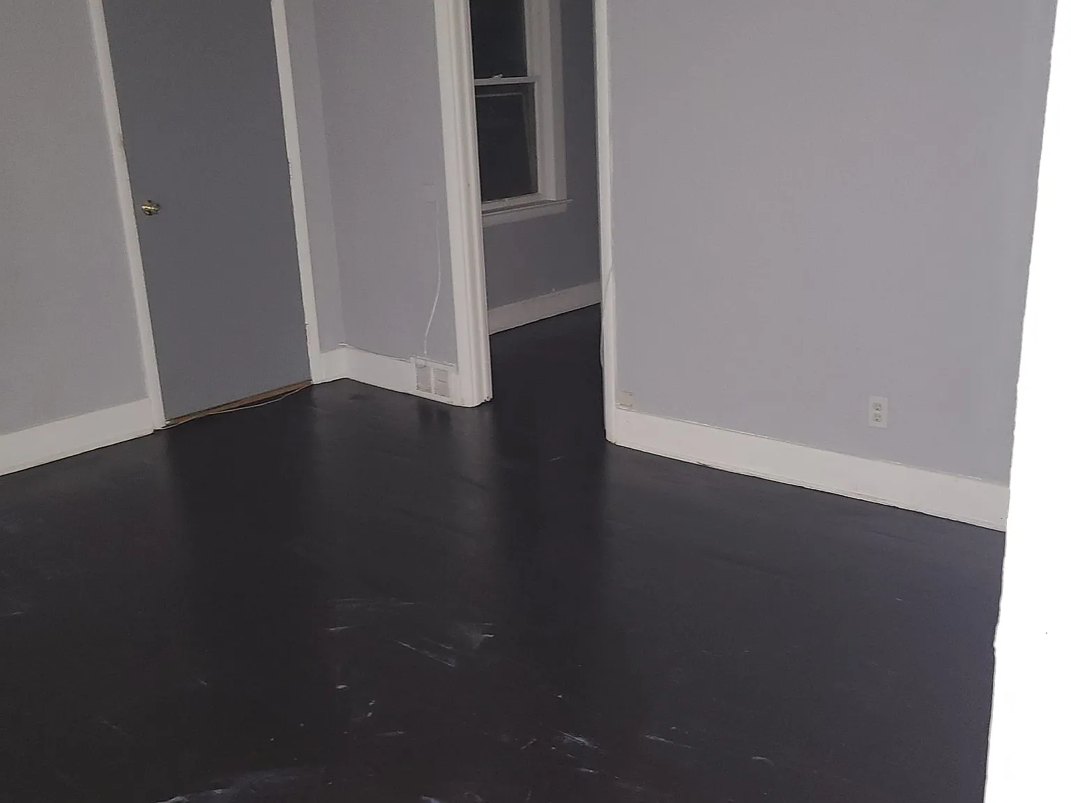 2 bed, 650 sqft, $915 — Photo 1