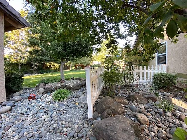 2030 Hardwick Way — Photo 20