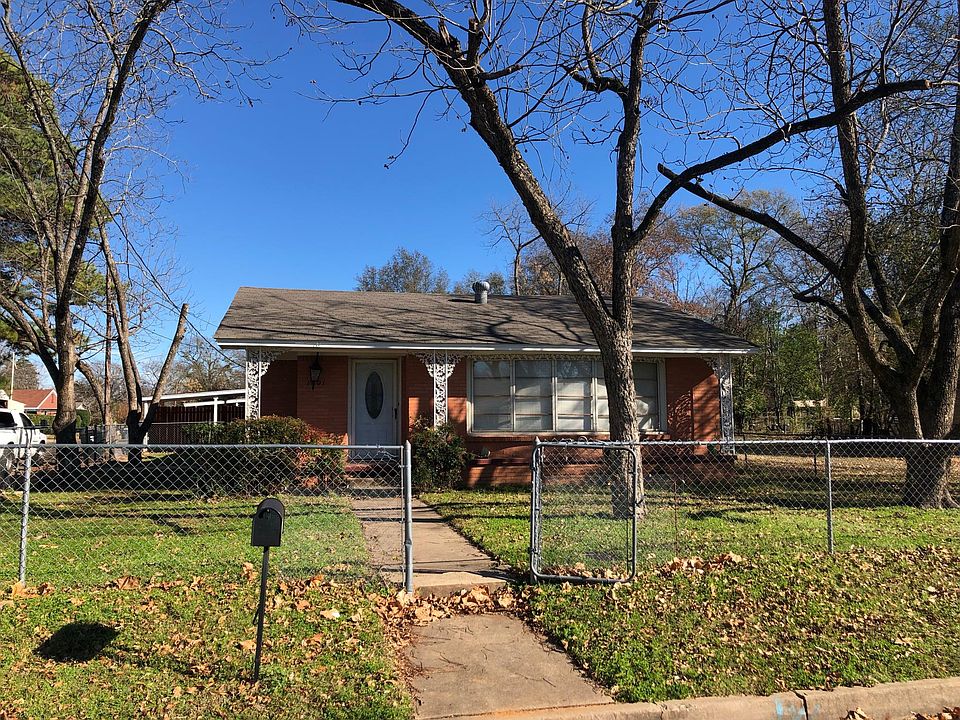 1st image of 1801 N Carlyle Ave