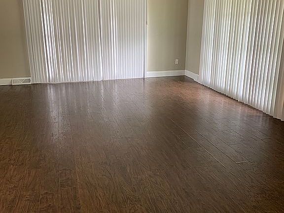 4th image of 1307 Butternut Dr