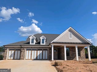 2140 Windsor Bluffs Dr, Cumming, GA 30041