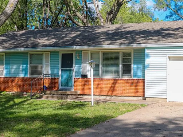 212 Park Ave, Belton, MO 64012