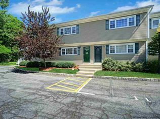375 Salt Point Tpke APT 3B, Poughkeepsie, NY