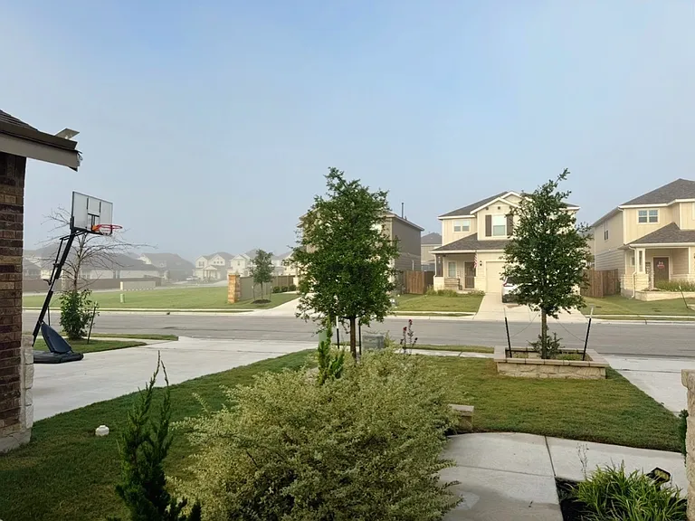 216 Janelle Ln — Photo 2