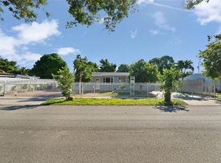 18935 NW 44th Ct, Miami Gardens, FL 33055