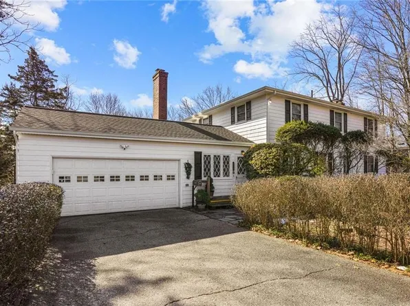 1150 Great Rd, Lincoln, RI 02865