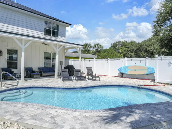 208 14th St, Panama City Beach, FL 32413