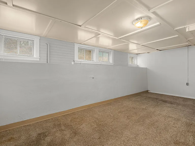 646 SE 60th Ave #B — Photo 6