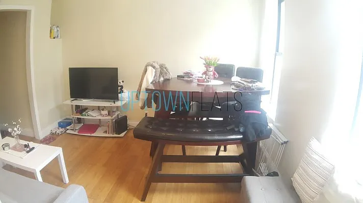 Rented by Uptown Flats LLC | media 18