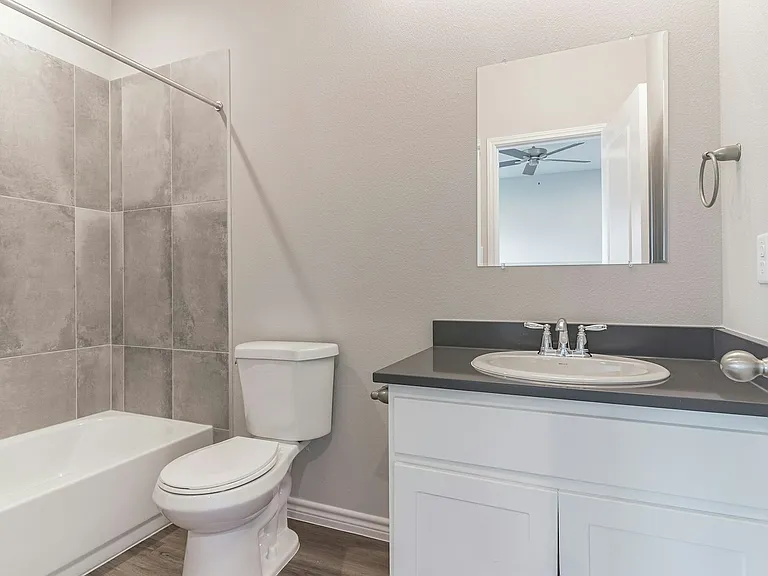 125 Peruna Dr — Photo 29