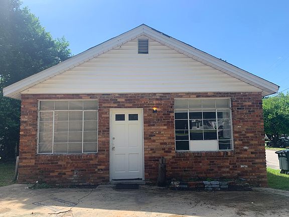 2nd image of 923 Royalette Ave