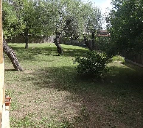 5th image of 4004 Knollbend