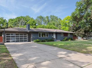 5330 Topel Rd, Golden Valley, MN 55422