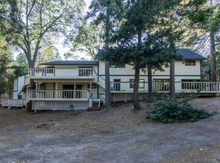 251 Grandview Rd, Twin Peaks, CA 92391