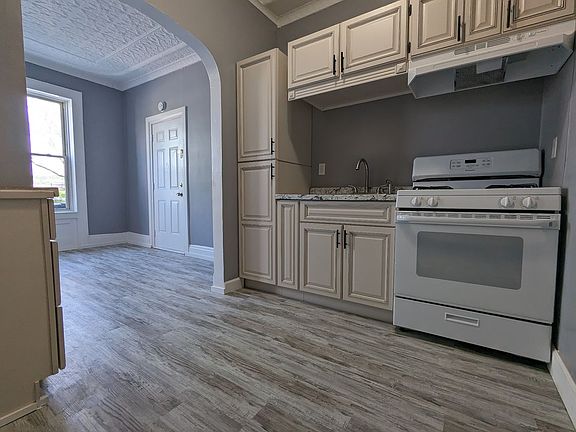 3rd image of 1273 Broadway #1F