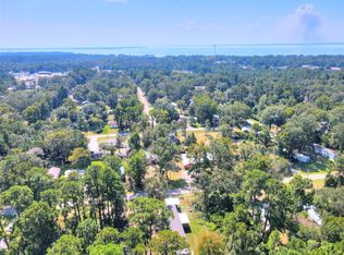 000 Magnolia Park, Onalaska, TX 77360