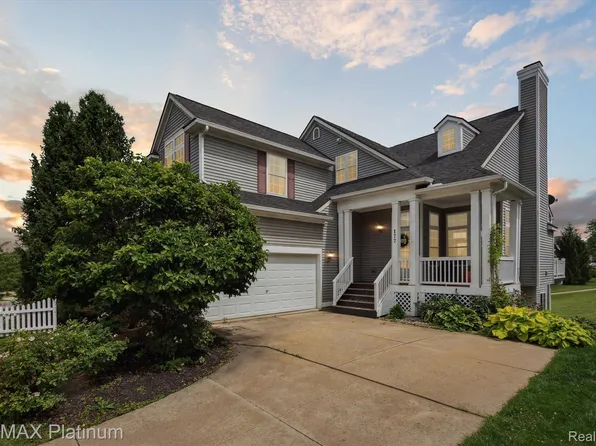 177 Penobscot Dr, Howell, MI 48843