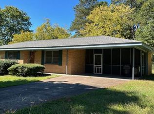 3055 Walker Dr, Marietta, GA 30062