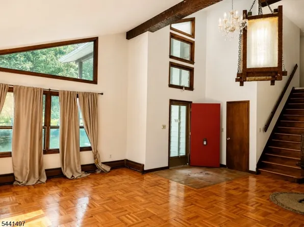 365 Lake Shore South #B, Montague Twp., NJ 07827