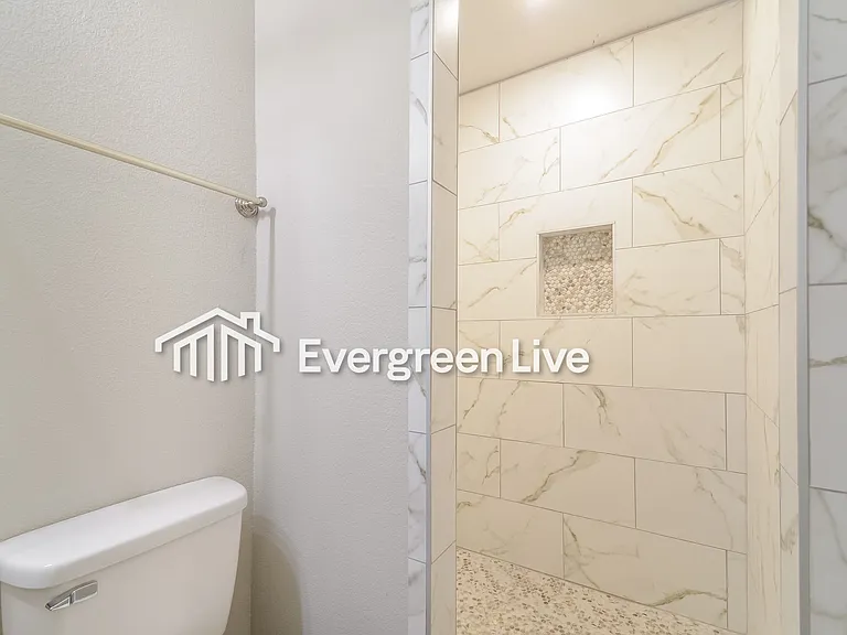 3811 Vanette Ln — Photo 14
