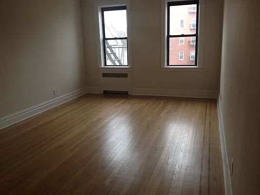 Rented by Corporate Realty | media 4