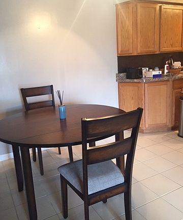 4th image of 1603 N Windsor Dr APT 304