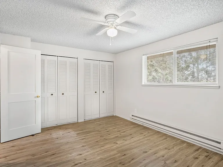 $500 Off RENT! Conveniently Located 2 Bedroom Townhome Style Apartment! — Photo 29