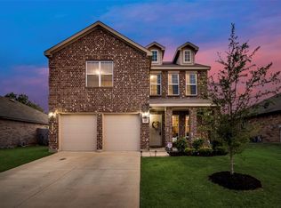 127 Shady Creek Ln, Terrell, TX 75160