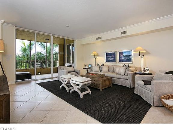 3rd image of 2748 Tiburon Blvd E APT 302