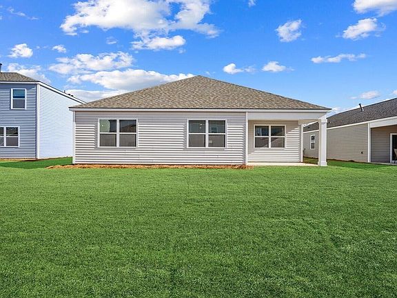 3rd image of 1053 Sanctuary Dr