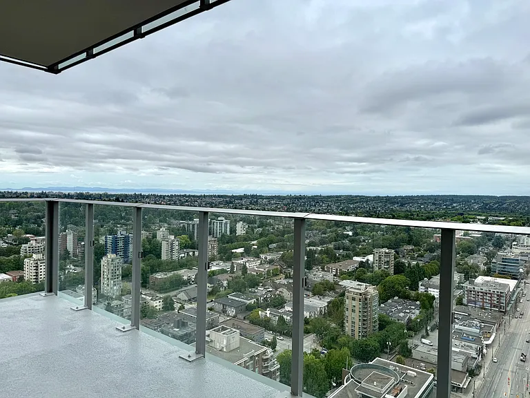 2488 Granville St — Photo 100