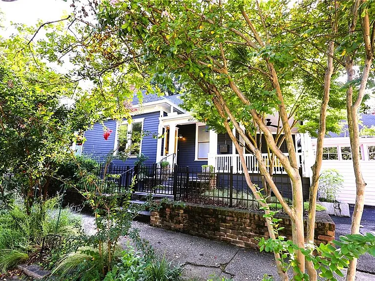 405 Oakdale Rd NE — Photo 1