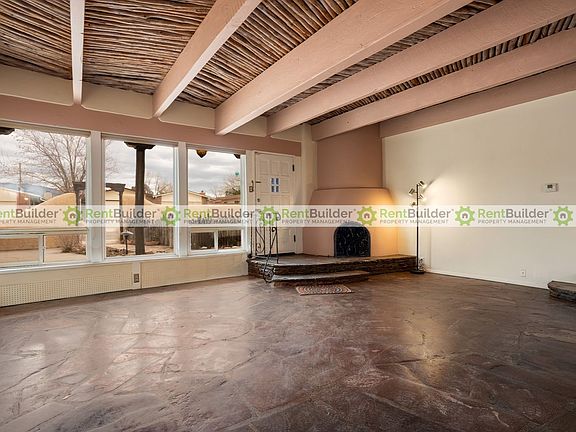 2nd image of 1301 Alvarado Dr NE